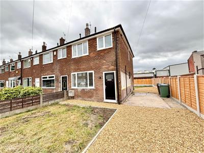Eastbrook Avenue, Radcliffe